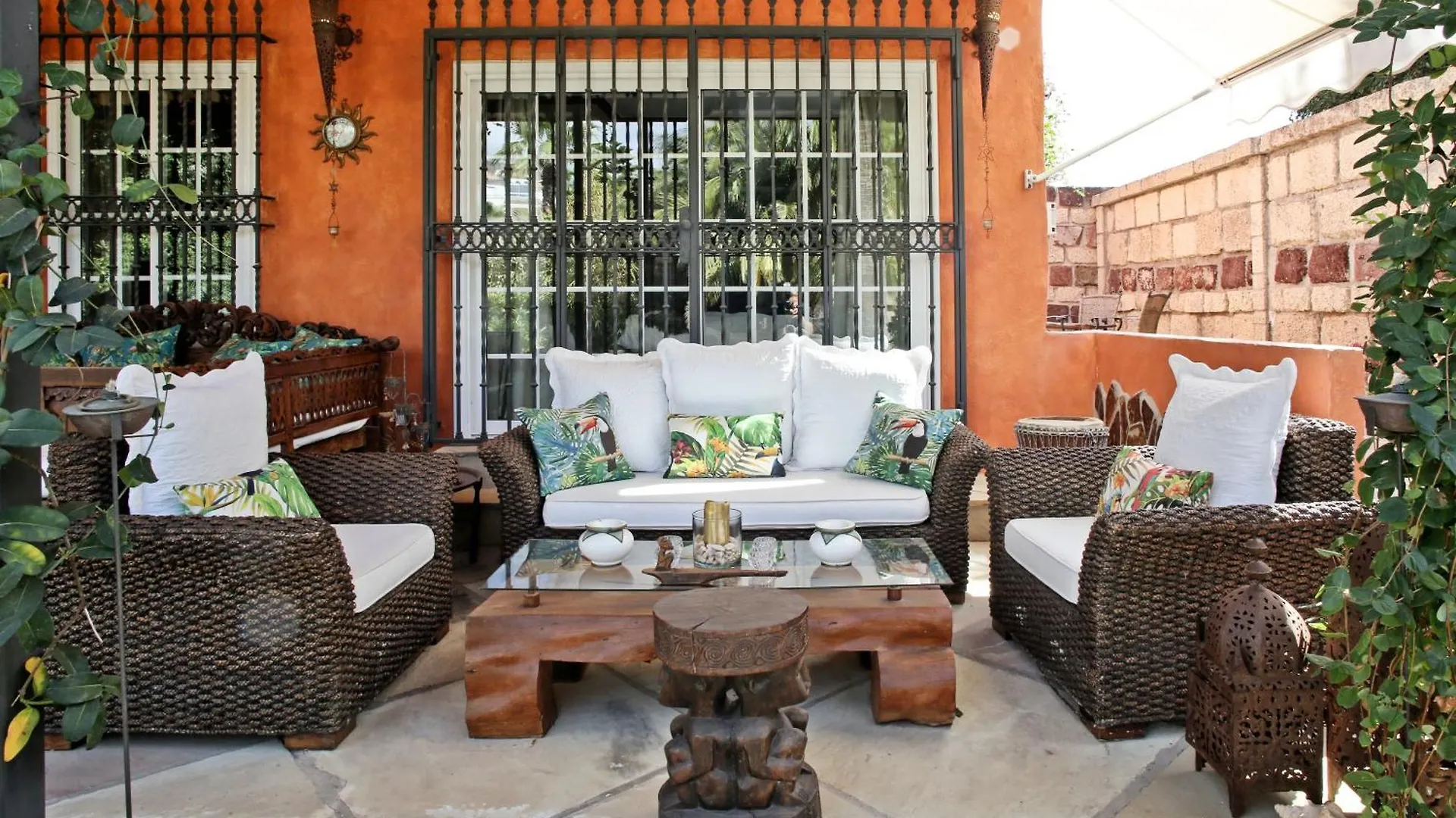 Lujosa Villa Con Piscina Privada Y Precioso Jardin Chayofa