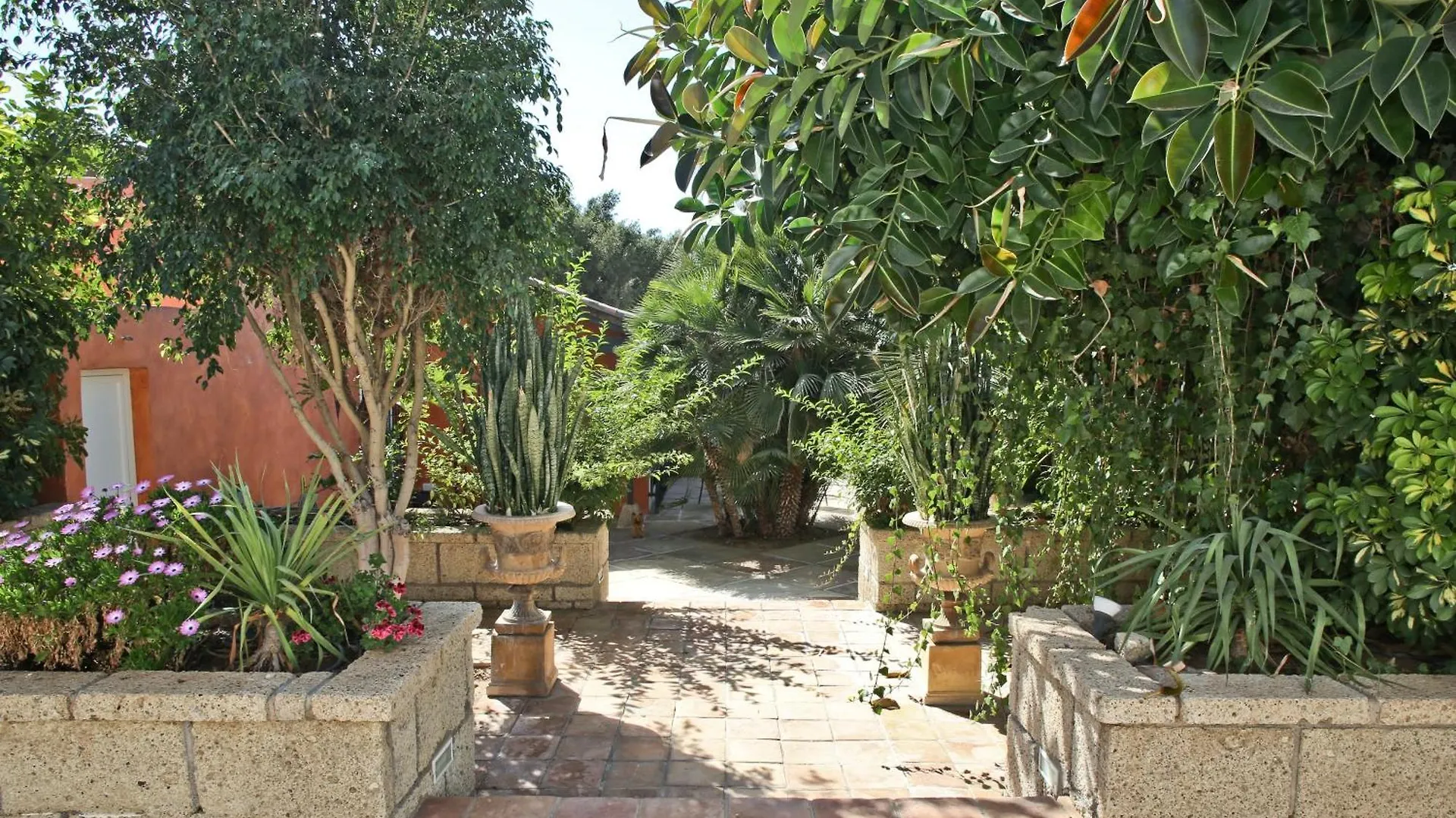 Lujosa Villa Con Piscina Privada Y Precioso Jardin Chayofa 0*,  스페인