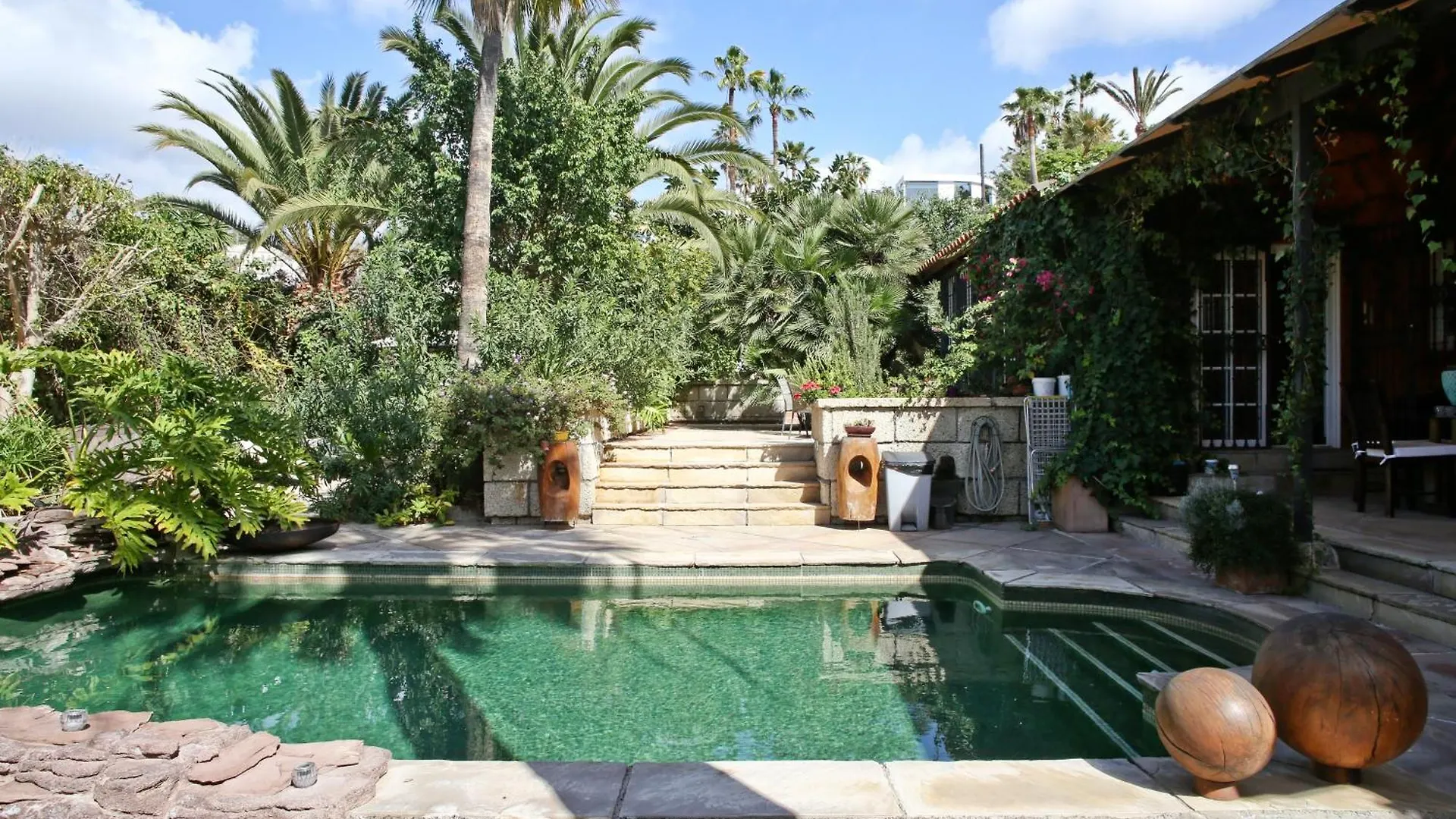 Lujosa Villa Con Piscina Privada Y Precioso Jardin Chayofa